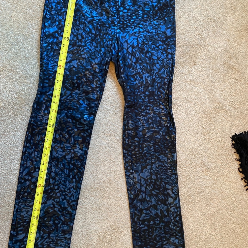 Shimmery stretchy pants NWT